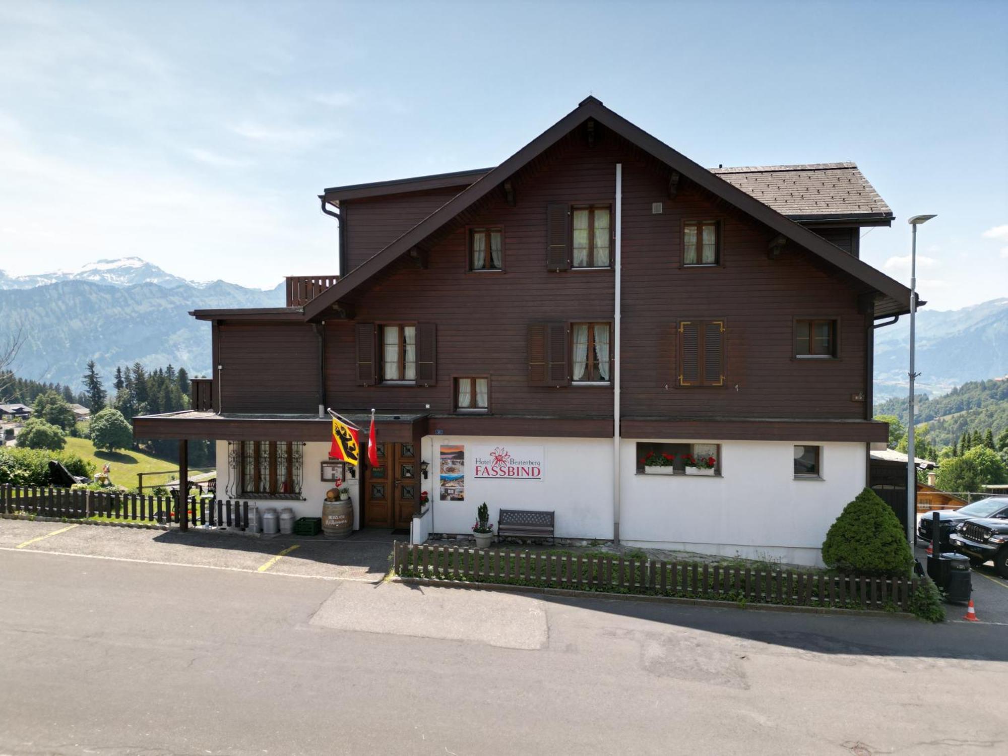 Hotel Fassbind Beausite Беатенберг Екстериор снимка
